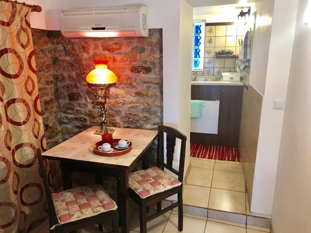 Casa Lela 3...Hydra Apartment มิลอย ภายนอก รูปภาพ