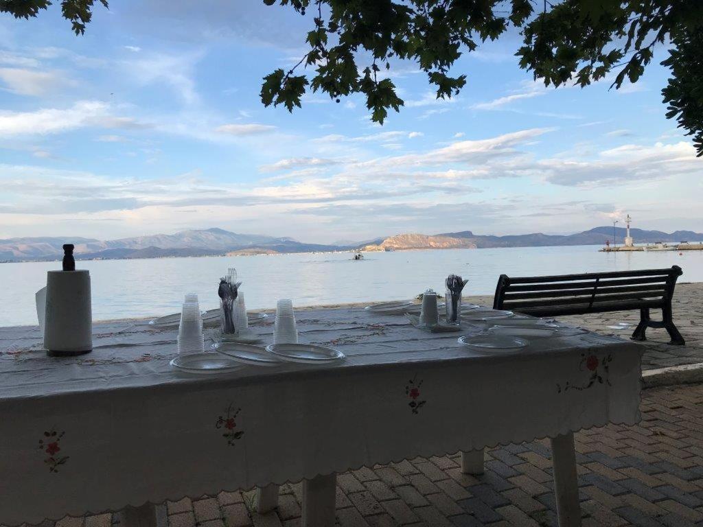 Casa Lela 3...Hydra Apartment มิลอย ภายนอก รูปภาพ